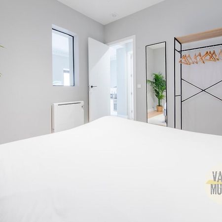 Modern Apt & Cool Interior Design A 20 Metros Del Retiro E1 Мадрид Екстер'єр фото