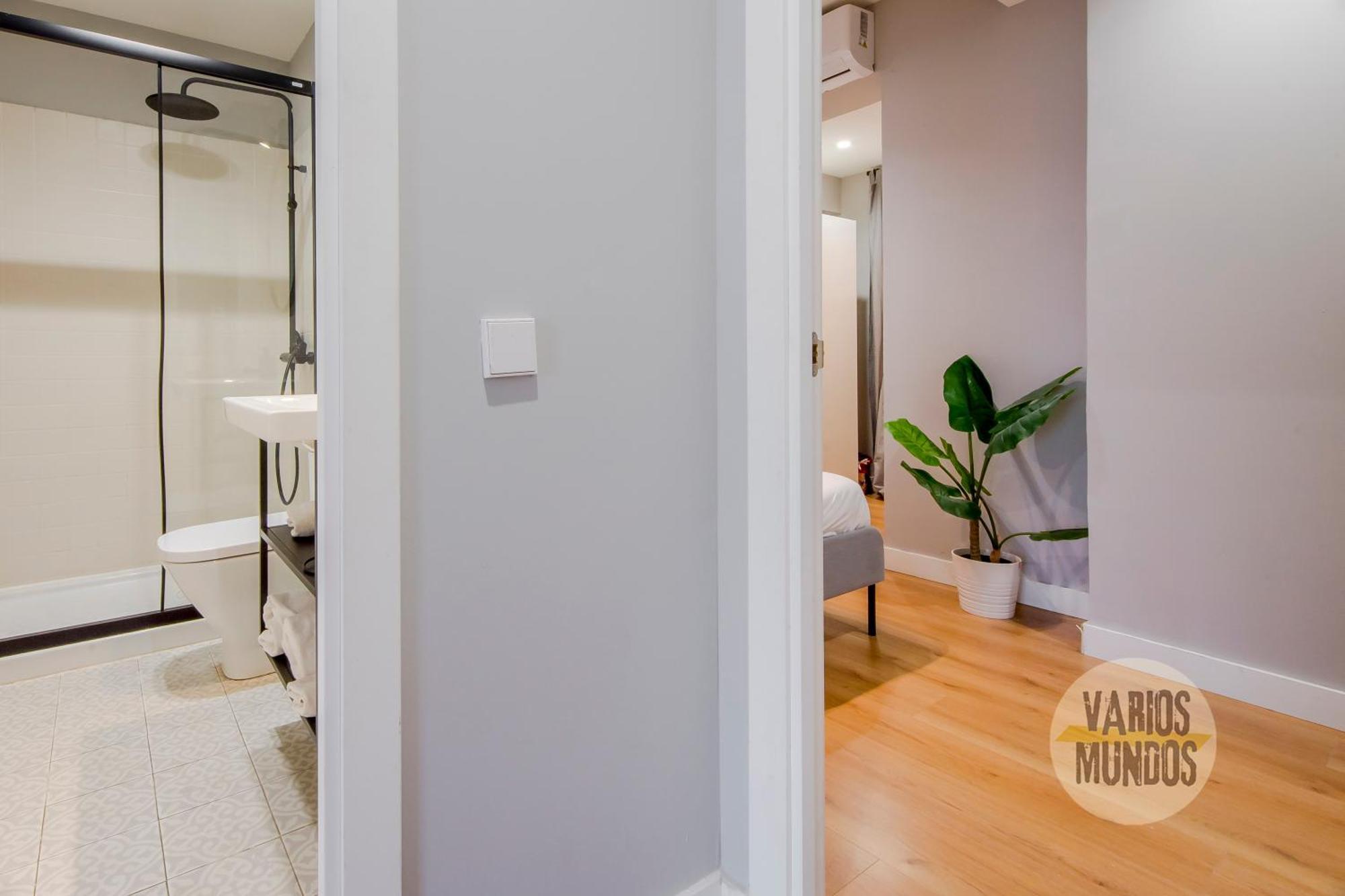 Modern Apt & Cool Interior Design A 20 Metros Del Retiro E1 Мадрид Екстер'єр фото