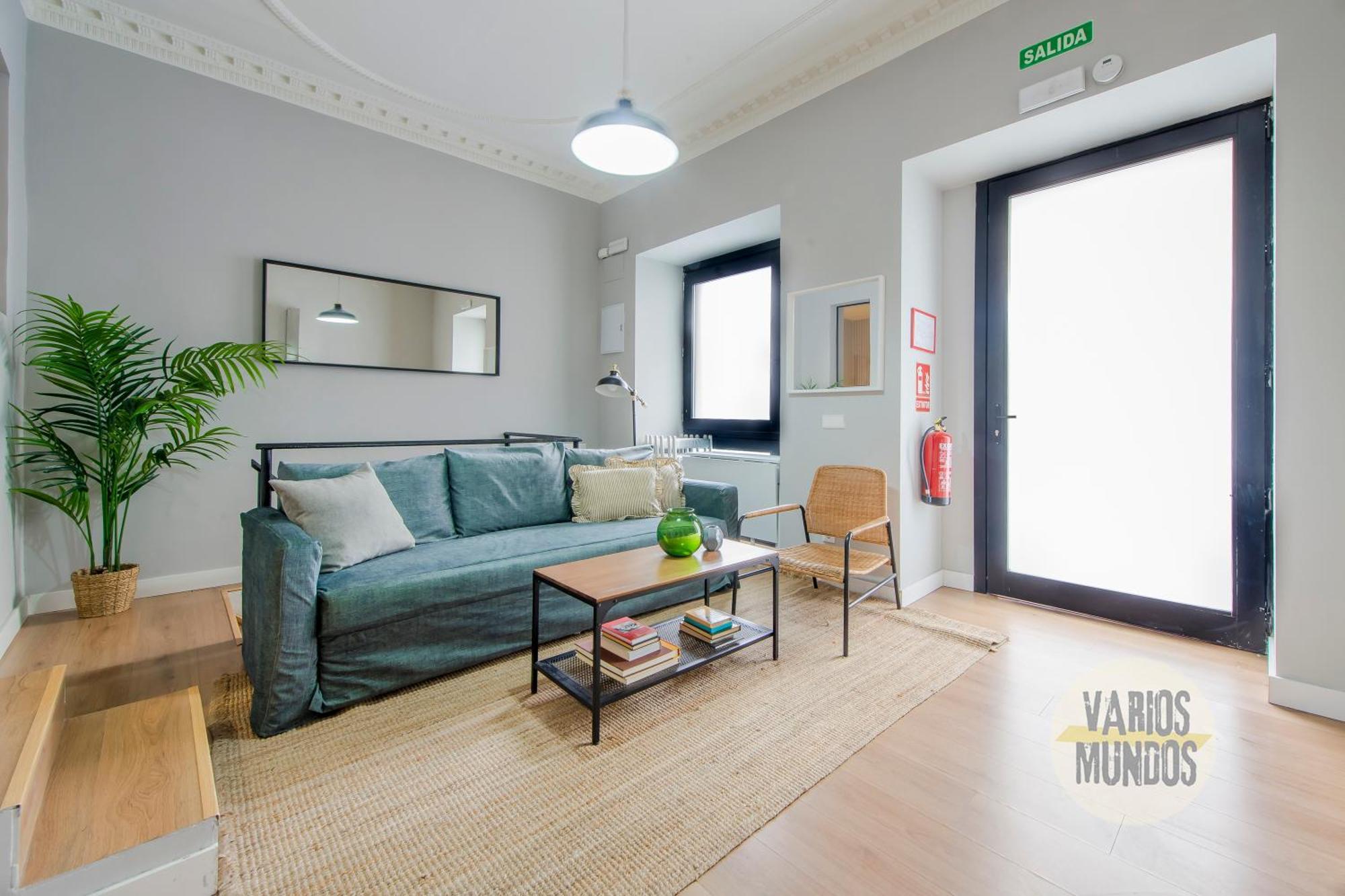 Modern Apt & Cool Interior Design A 20 Metros Del Retiro E1 Мадрид Екстер'єр фото
